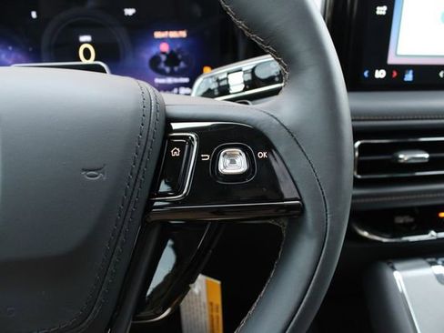 New 2026 Lincoln Aviator AWD image 42