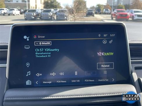 Used 2023 Chevrolet Suburban LT w/ Luxury Package image 28