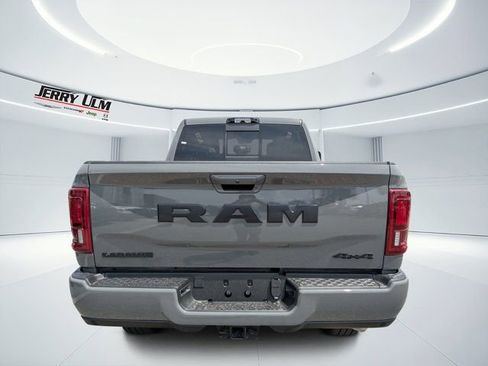 New 2026 RAM 2500 Laramie AWD/4WD image 4