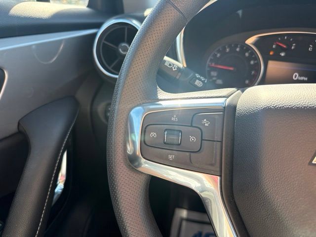 Used 2023 Chevrolet Blazer LT w/ Convenience Package FWD image 17