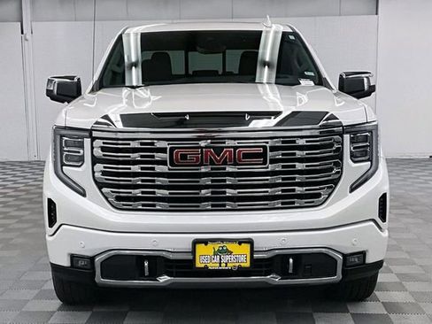 Used 2025 GMC Sierra 1500 Denali AWD/4WD image 4
