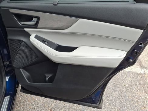 Used 2023 Acura MDX SH-AWD w/ Advance Package image 11