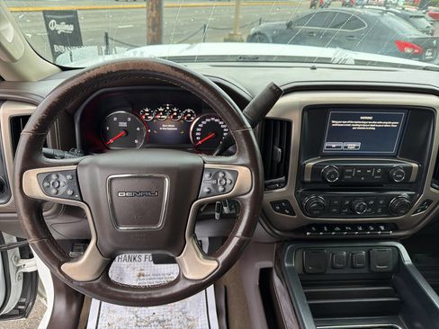 Used 2016 GMC Sierra 2500 Denali w/ Duramax Plus Package image 26