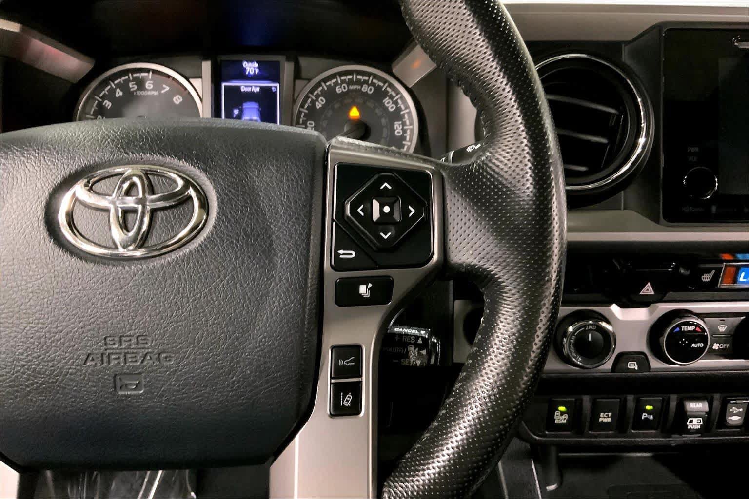 Used 2018 Toyota Tacoma Limited AWD/4WD image 25