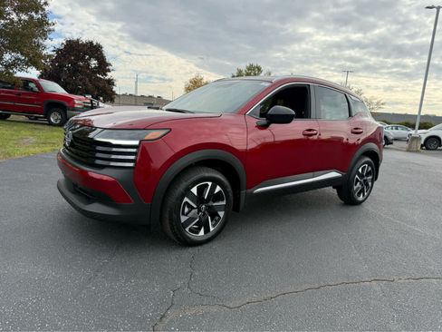 Used 2026 Nissan Kicks SV w/ SV Premium Package AWD/4WD image 3