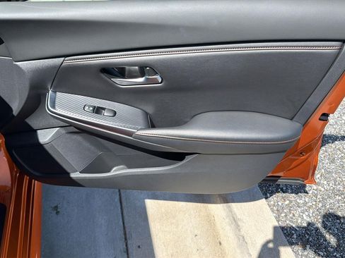 Used 2023 Nissan Sentra SR w/ Electronics Package FWD image 28