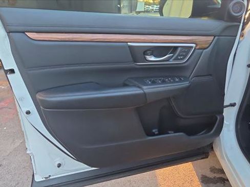 Used 2021 Honda CR-V Touring image 16