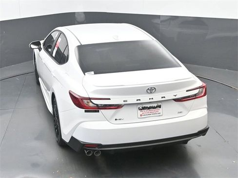 New 2026 Toyota Camry SE image 29