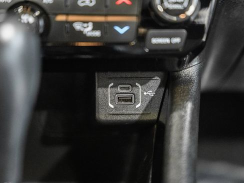 Used 2023 Jeep Compass High Altitude AWD/4WD image 23