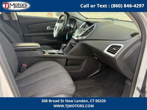 Used 2017 GMC Terrain SLE w/ Convenience Package image 10