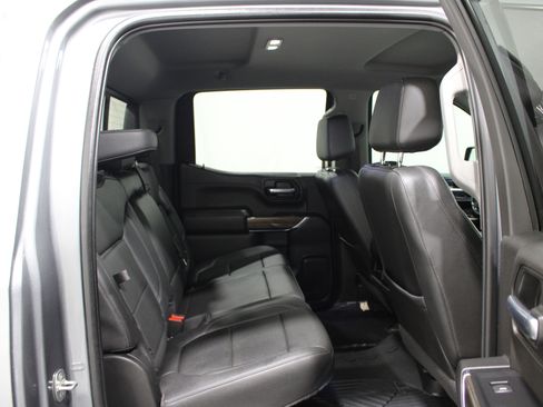 Used 2022 Chevrolet Silverado 1500 LT Trail Boss w/ LT Trail Boss Premium Package AWD/4WD image 22