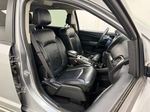 Used 2017 Dodge Journey Crossroad AWD/4WD image 12