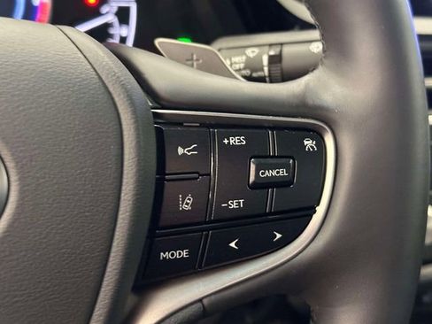 Certified 2024 Lexus ES 250 250 w/ Premium Package image 30