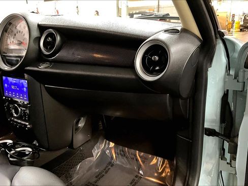 Used 2013 MINI Cooper S image 16