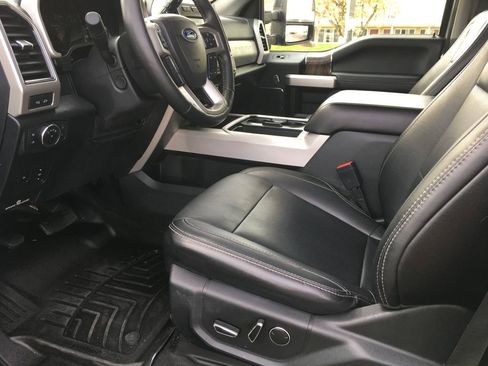Used 2019 Ford F350 Lariat w/ Lariat Ultimate Package AWD/4WD image 17