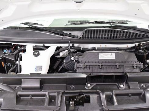 New 2025 Chevrolet Express 4500 w/ Power Convenience Package RWD image 16