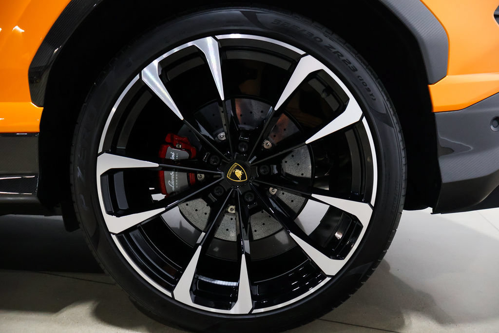 Used 2021 Lamborghini Urus AWD/4WD image 20