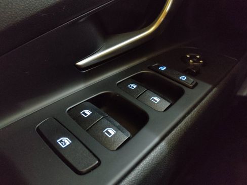 Used 2023 Hyundai Elantra SEL w/ Convenience Package FWD image 27