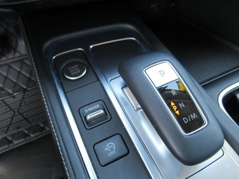 Used 2023 INFINITI QX60 Luxe FWD image 29