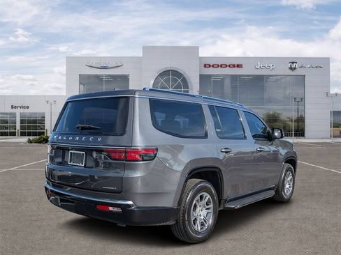 Certified 2022 Jeep Wagoneer Series I RWD image 3