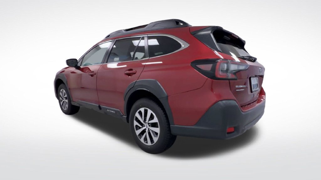 Used 2024 Subaru Outback Premium AWD/4WD image 6