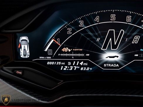Used 2022 Lamborghini Aventador Countach image 17