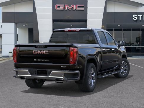 New 2026 GMC Sierra 1500 SLT image 4