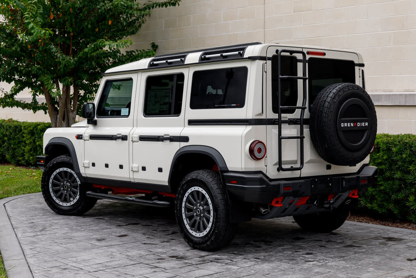 New 2026 INEOS Grenadier Station Wagon AWD/4WD image 2