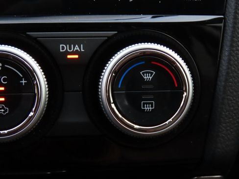 Used 2017 Subaru Forester 2.0XT Touring image 30