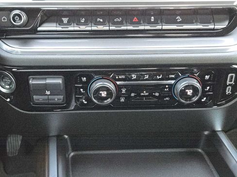 Certified 2024 Chevrolet Silverado 2500 High Country w/ High Country Premium Package AWD/4WD image 20