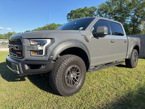 Used 2020 Ford F150 Raptor w/ Equipment Group 802A Luxury AWD/4WD image 1