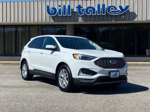 Certified 2024 Ford Edge SEL image 2