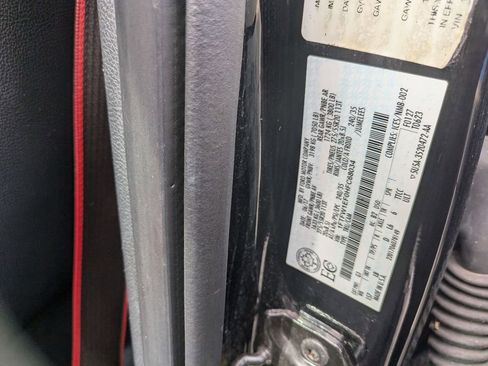 Used 2017 Ford F150 Lariat image 31