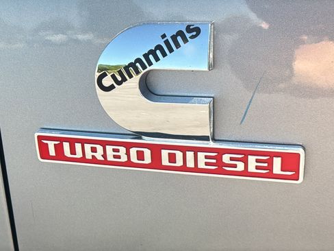 Used 2024 RAM 2500 Laramie image 10