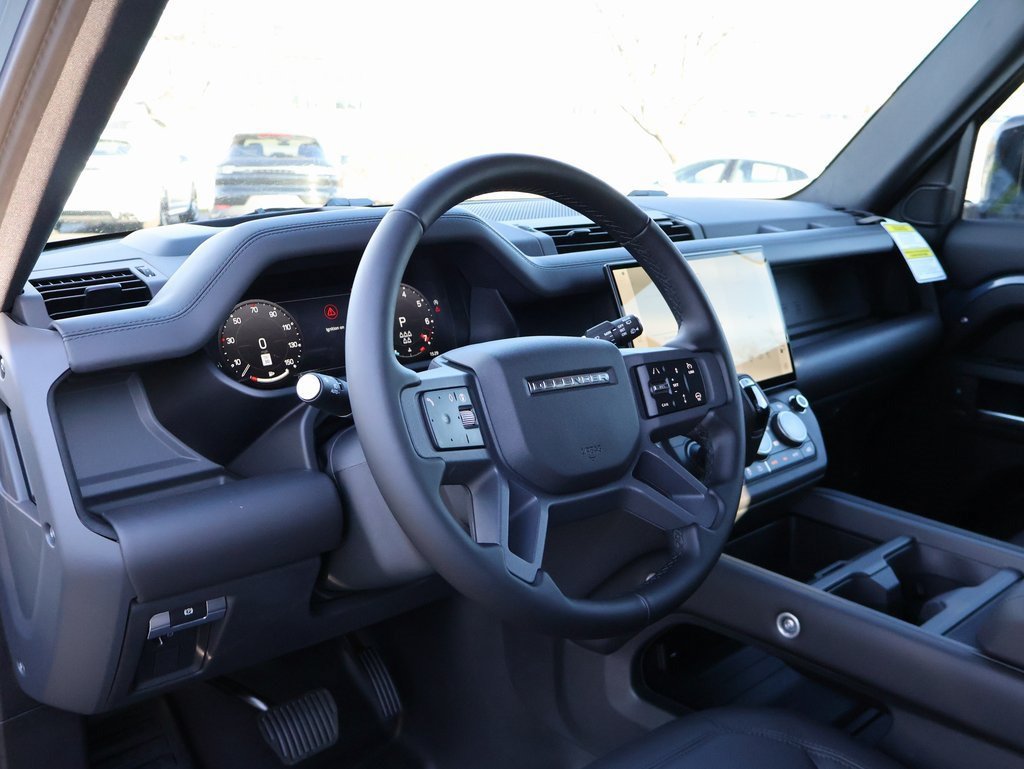 New 2026 Land Rover Defender 110 X-Dynamic SE AWD/4WD image 16
