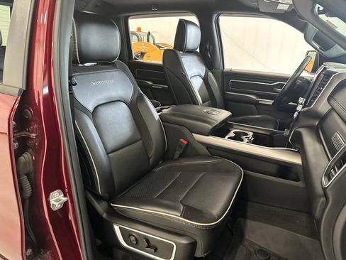 Used 2023 RAM 1500 Laramie AWD/4WD image 30