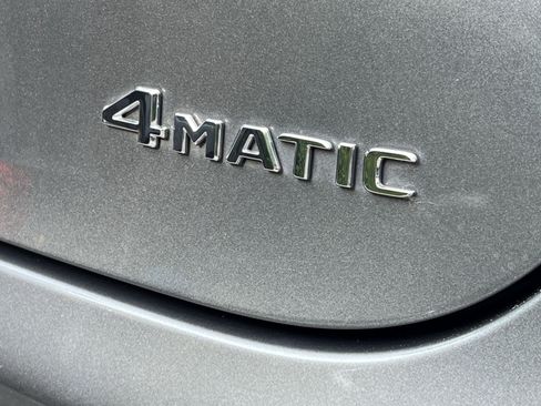 Used 2022 Mercedes-Benz GLC 300 4MATIC Coupe image 35