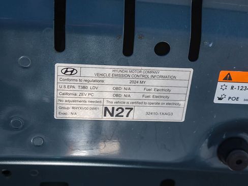 Certified 2024 Hyundai Ioniq 5 SEL RWD image 36