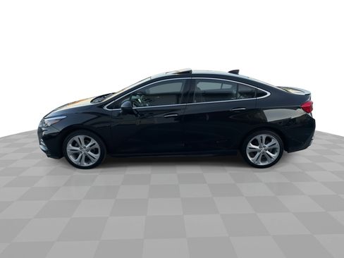 Used 2018 Chevrolet Cruze Premier image 5