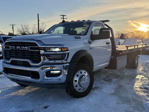 Used 2025 RAM 5500 Tradesman image 3