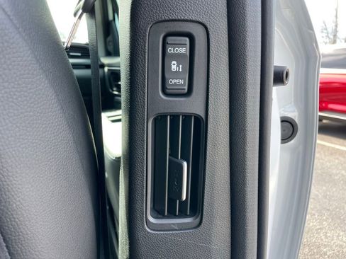 New 2026 Honda Odyssey Elite image 40