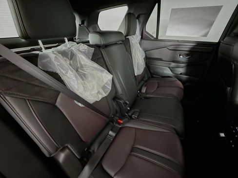 New 2026 Honda Pilot Black Edition image 36