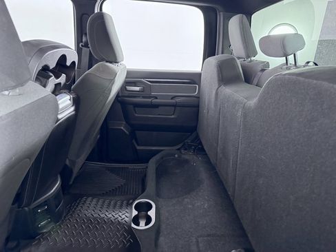 Used 2022 RAM 3500 Big Horn image 15