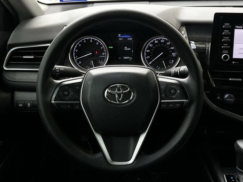 Used 2023 Toyota Camry LE w/ Convenience Package FWD image 11