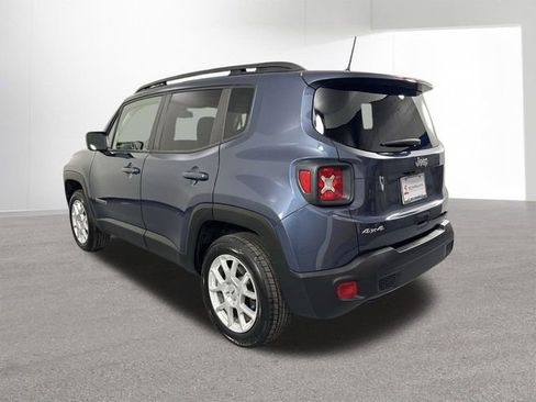 Used 2023 Jeep Renegade Latitude w/ Premium Group image 31