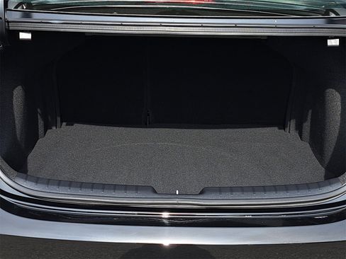 Used 2024 Kia Forte LXS image 12