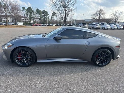 Used 2024 Nissan Z Performance w/ Floor Mat Package image 2