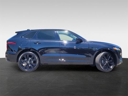 New 2026 Jaguar F-PACE R-Dynamic S image 3