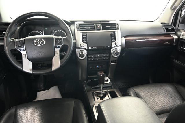 Used 2020 Toyota 4Runner Limited AWD/4WD image 14