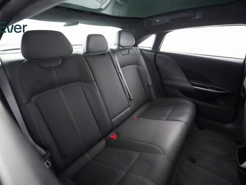 Used 2022 Lucid Air Grand Touring image 9